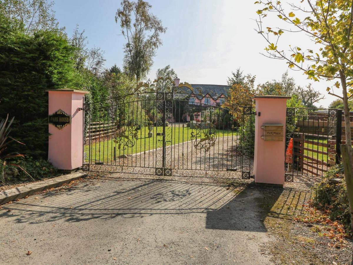 Park House Villa Llandrindod Wells Dış mekan fotoğraf
